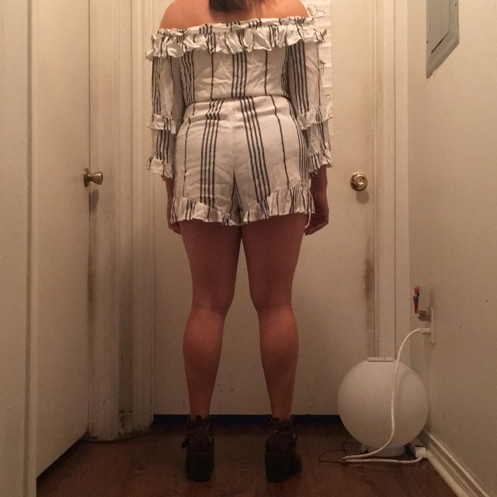 Romper - Picture 3 of 4